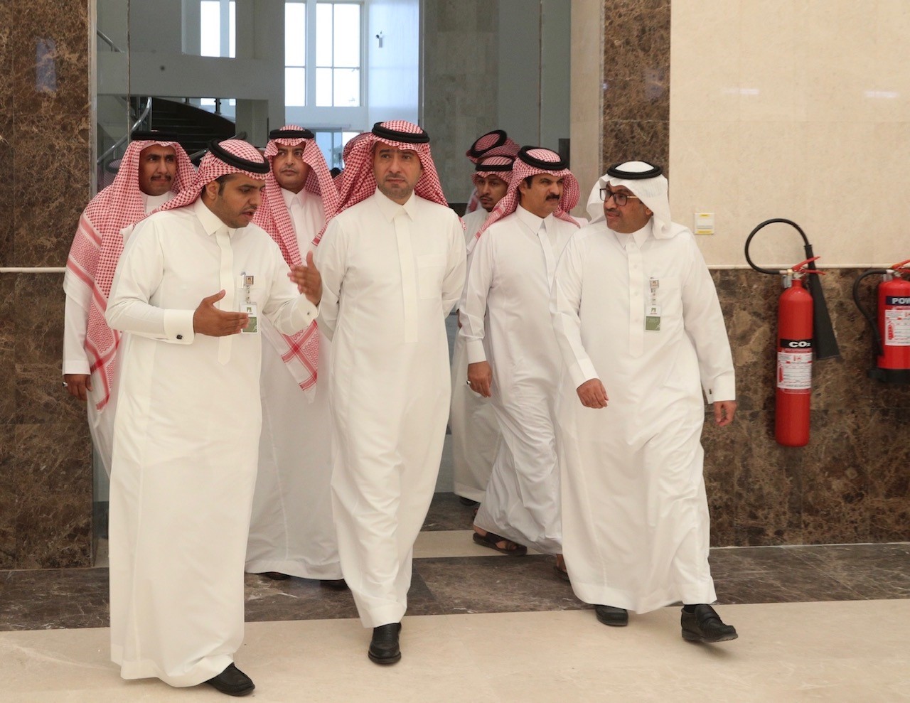 الحقيل يتفقد عدداً من المشاريع التنموية بمنطقة نجران