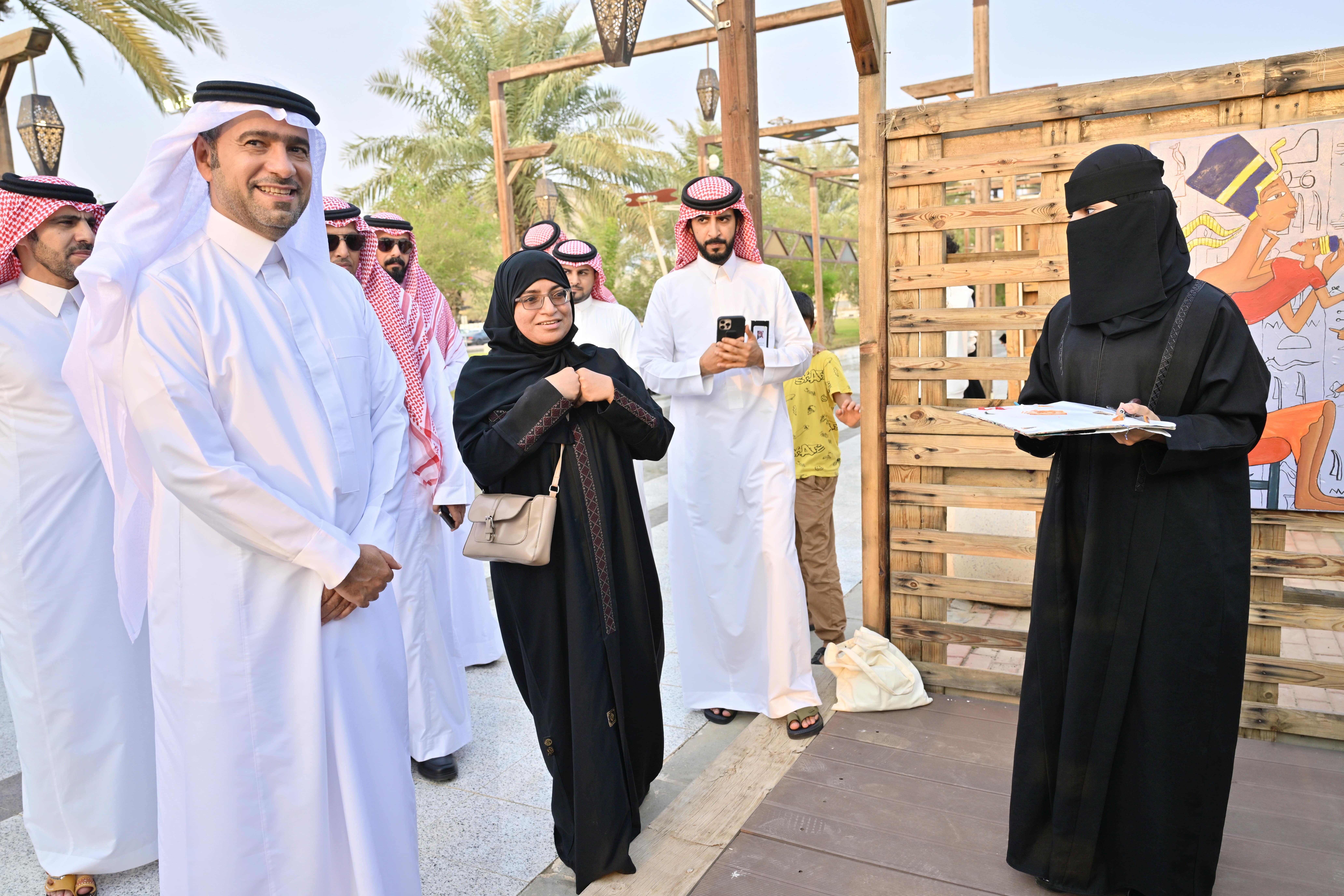 وزير الشؤون البلدية والقروية والإسكان يتفقد عدداً من المشاريع التنموية في منطقة جازان