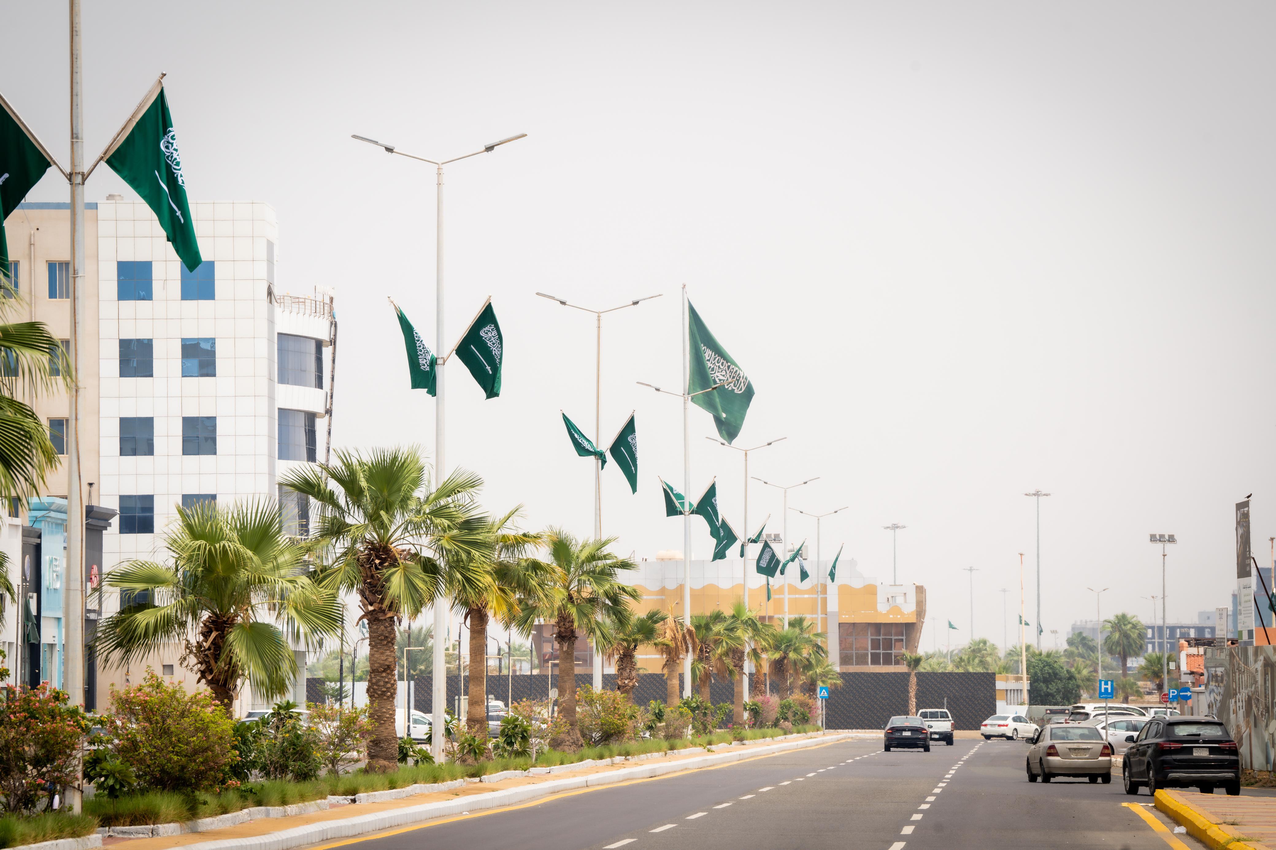 وزارة البلديات والإسكان تكمل استعداداتها للاحتفاء باليوم الوطني الـ95 في جميع مناطق المملكة