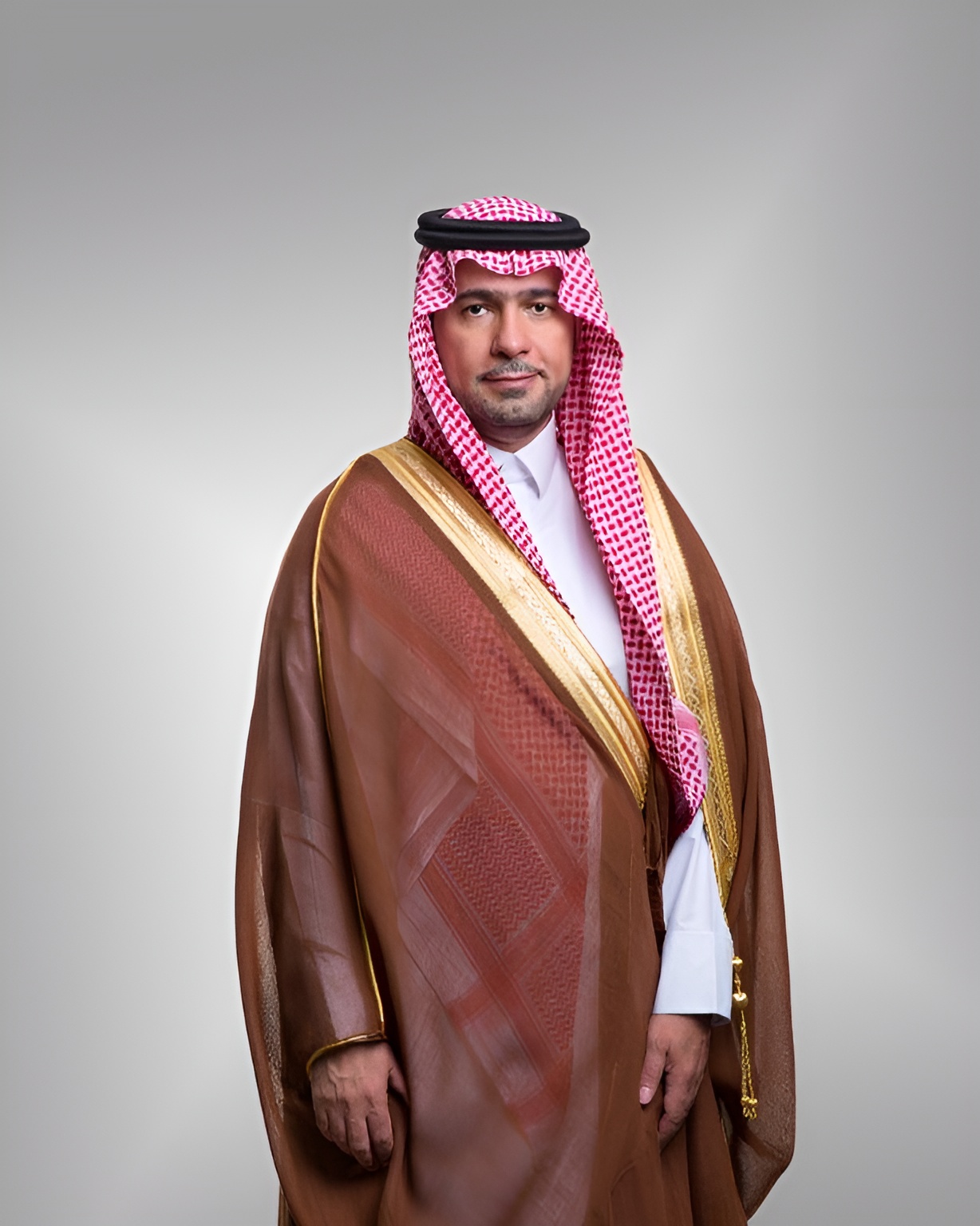 وزير البلديات والإسكان يبدأ زيارة رسمية إلى سويسرا.. لتعميق الشراكات في البناء الذكي