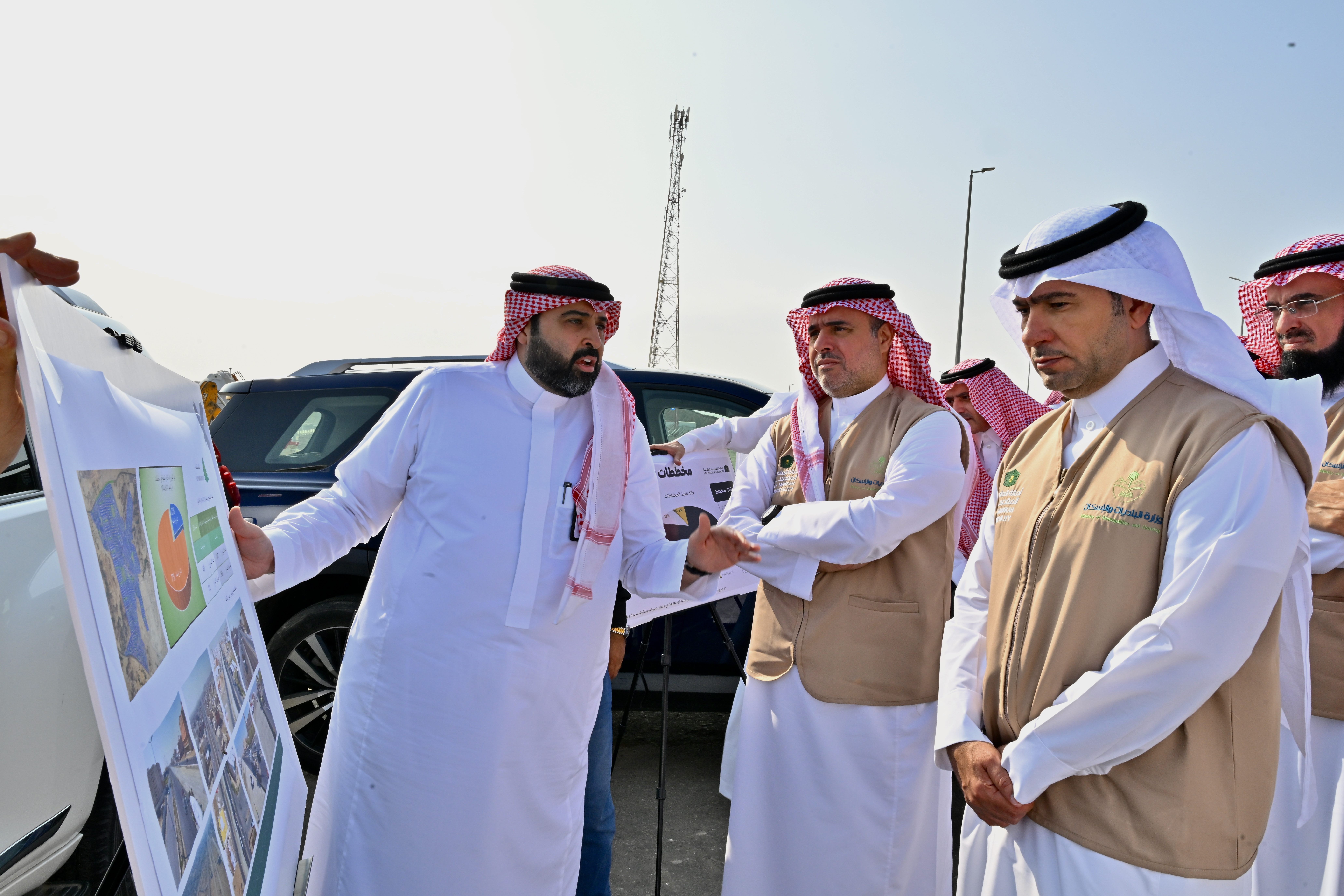 وزير البلديات والإسكان يقف على جهود أمانة العاصمة المقدسة لخدمة المعتمرين والزوار خلال شهر رمضان المبارك