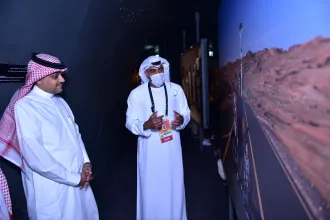 نائب وزير الشؤون البلدية والقروية والإسكان يزور الجناح السعودي في "إكسبو دبي 2020"