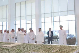 وفد عماني يطلع على التجربة السعودية في قطاع الإسكان