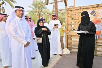 وزير الشؤون البلدية والقروية والإسكان يتفقد عدداً من المشاريع التنموية في منطقة جازان