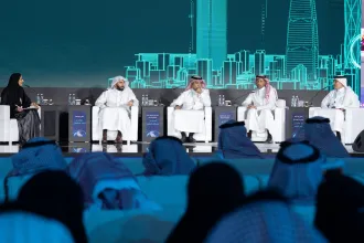 الحقيل: 370 خدمة رقمية تقدمها "البلدية والإسكان" تخدم أكثر من 10 ملايين مستخدم