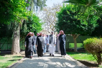 الحقيل يتفقد سير الأعمال في المشاريع التنموية بعسير.. ويدشن المنصة الرقمية للفرص الاستثمارية الكبرى في المنطقة