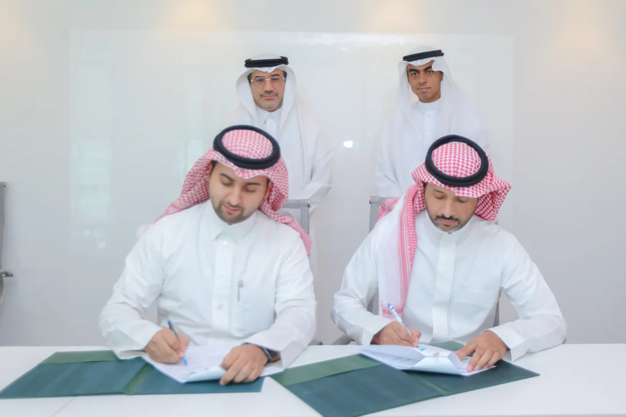 "البلدية والإسكان" و"الموارد البشرية" تتفقان على اعتماد الترخيص الحرفي وشهادة الفحص المهني لدى الجانبين