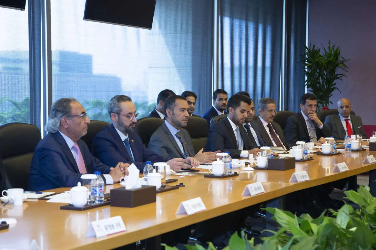 Al-Hogail discusses with the heads of several Chinese banks the opportunities for investment and development in municipal and housing projects.