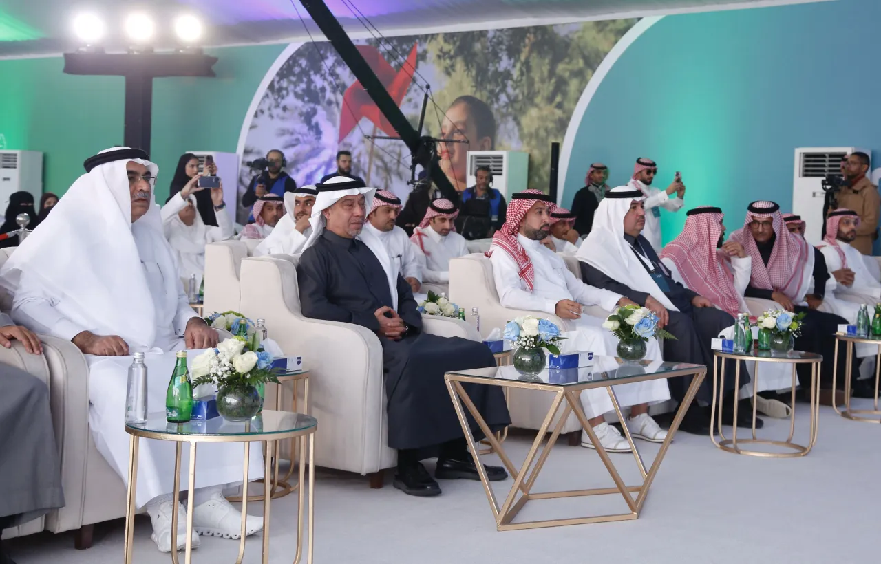 The Deputy Minister of Municipal, Rural Affairs and Housing inaugurates the Bahja project in the Eastern Province