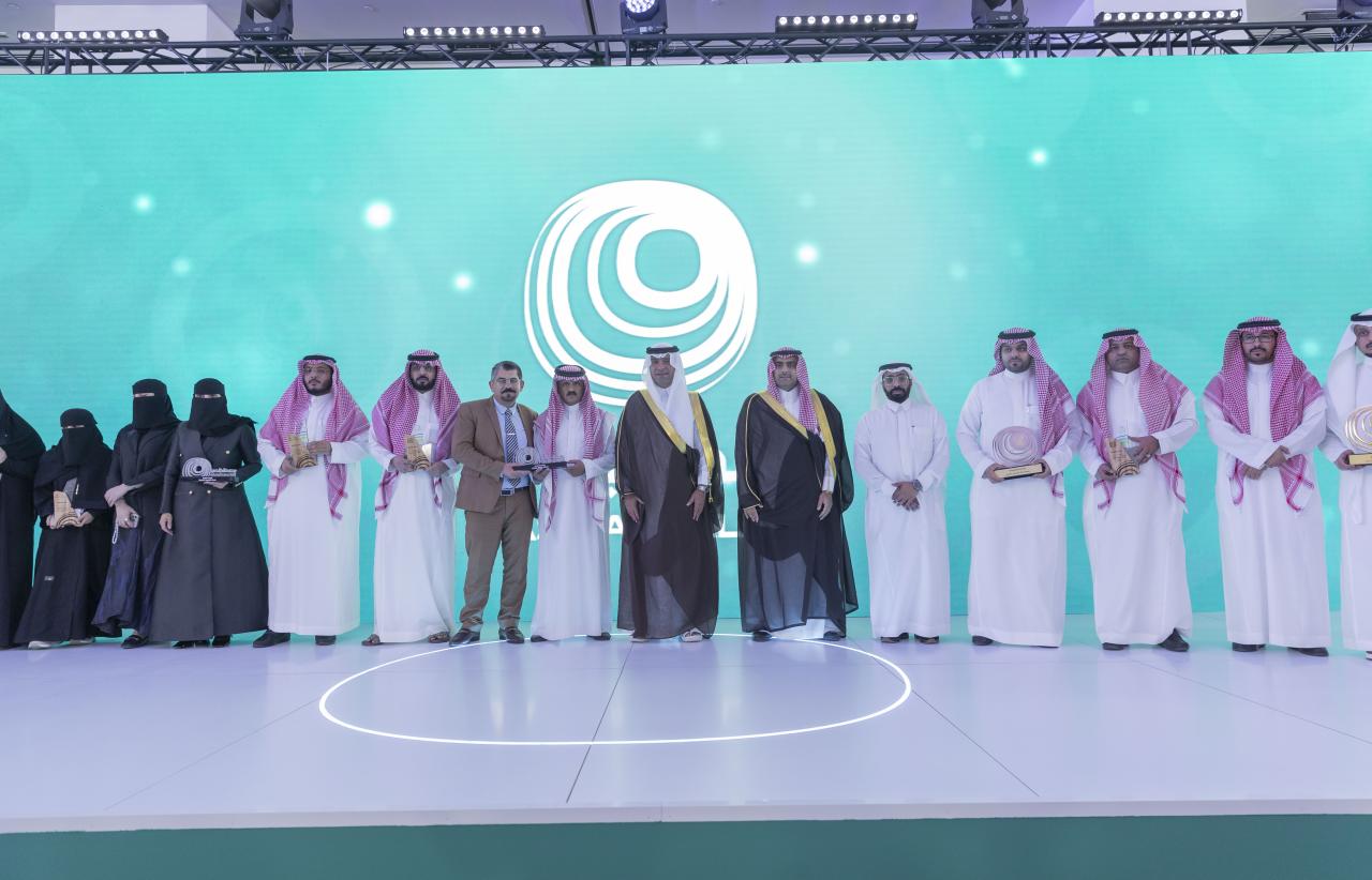 Minister of Municipalities and Housing sponsors the closing ceremony to honor the winners of the Basmat Baladi Award